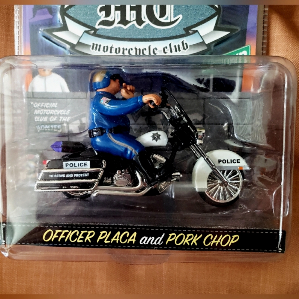 Homierollerz Officer Placa and Pork Chop